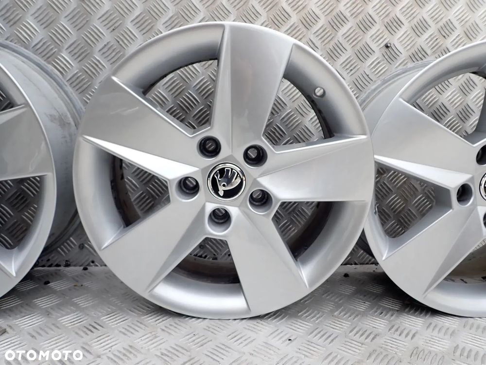 FELGI ALUMINIOWE SKODA OCTAVIA III 6.5Jx16 ET46 5X112 5E0601025H - 5