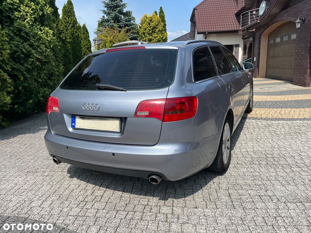 Audi A6 Avant 2.4 - 8