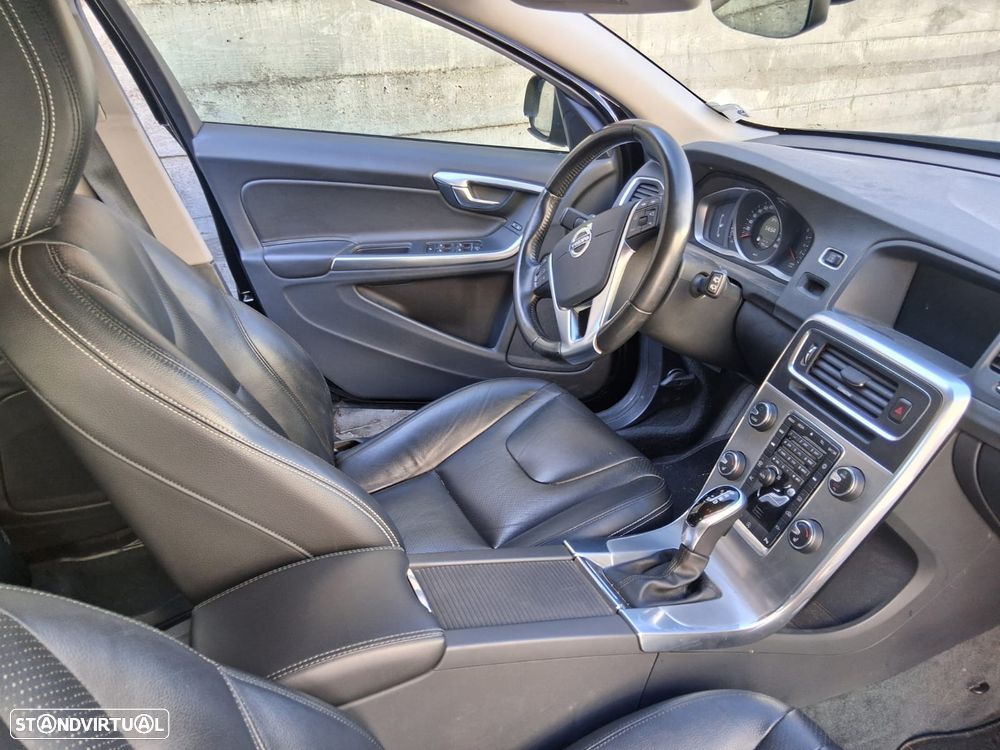 Volvo V60 1.5 T3 Kinetic - 2