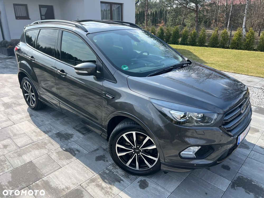 Ford Kuga 2.0 TDCi 2x4 ST-Line - 9