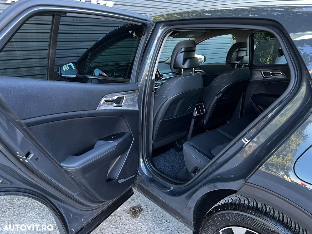 Kia Sportage 1.6 DSL MHEV 7DCT HP 4x2 Style - 14