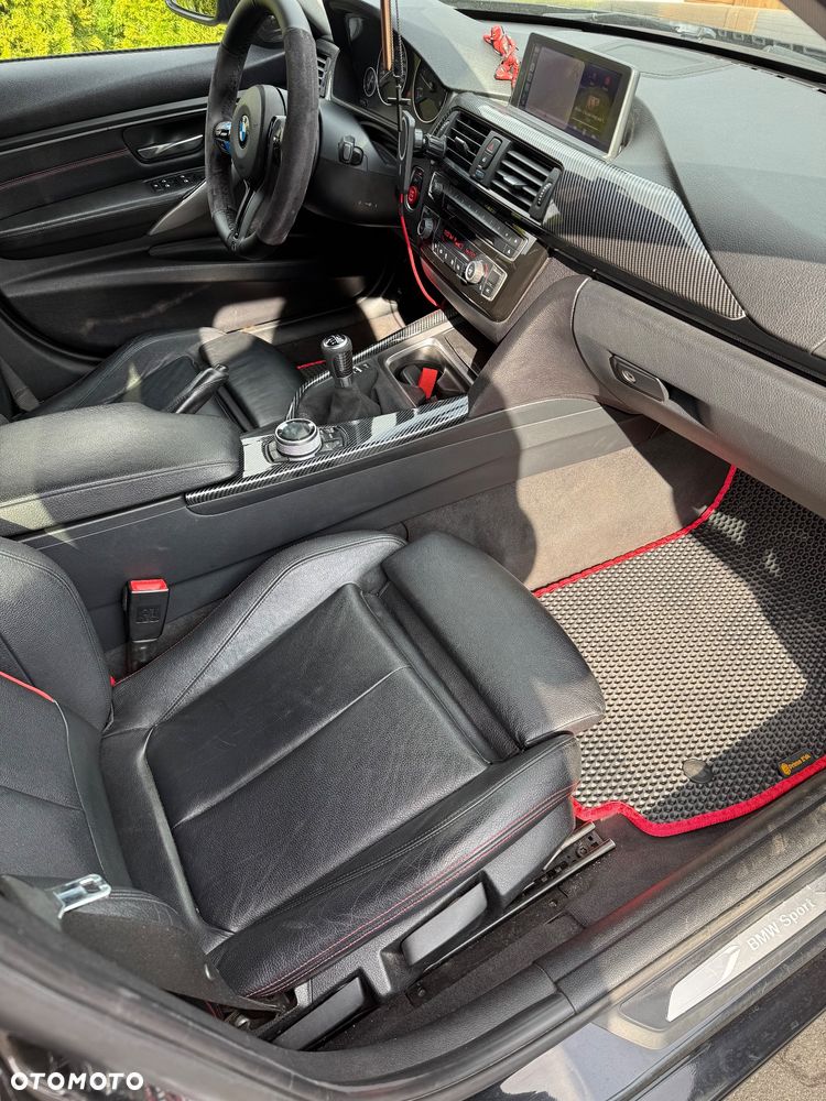 BMW Seria 3 318d Sport Line EU6 - 9