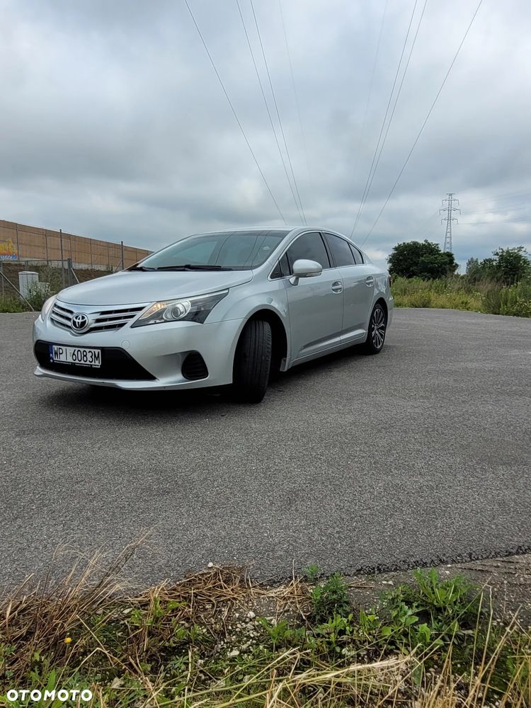 Toyota Avensis 1.8 Sol MS - 13
