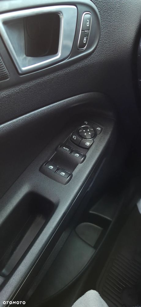Ford EcoSport 1.0 EcoBoost TITANIUM - 22