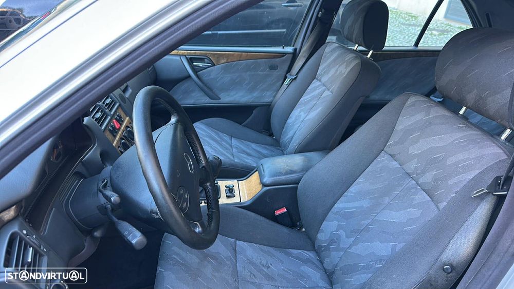 Mercedes-Benz E 220 CDI Avantgarde - 9