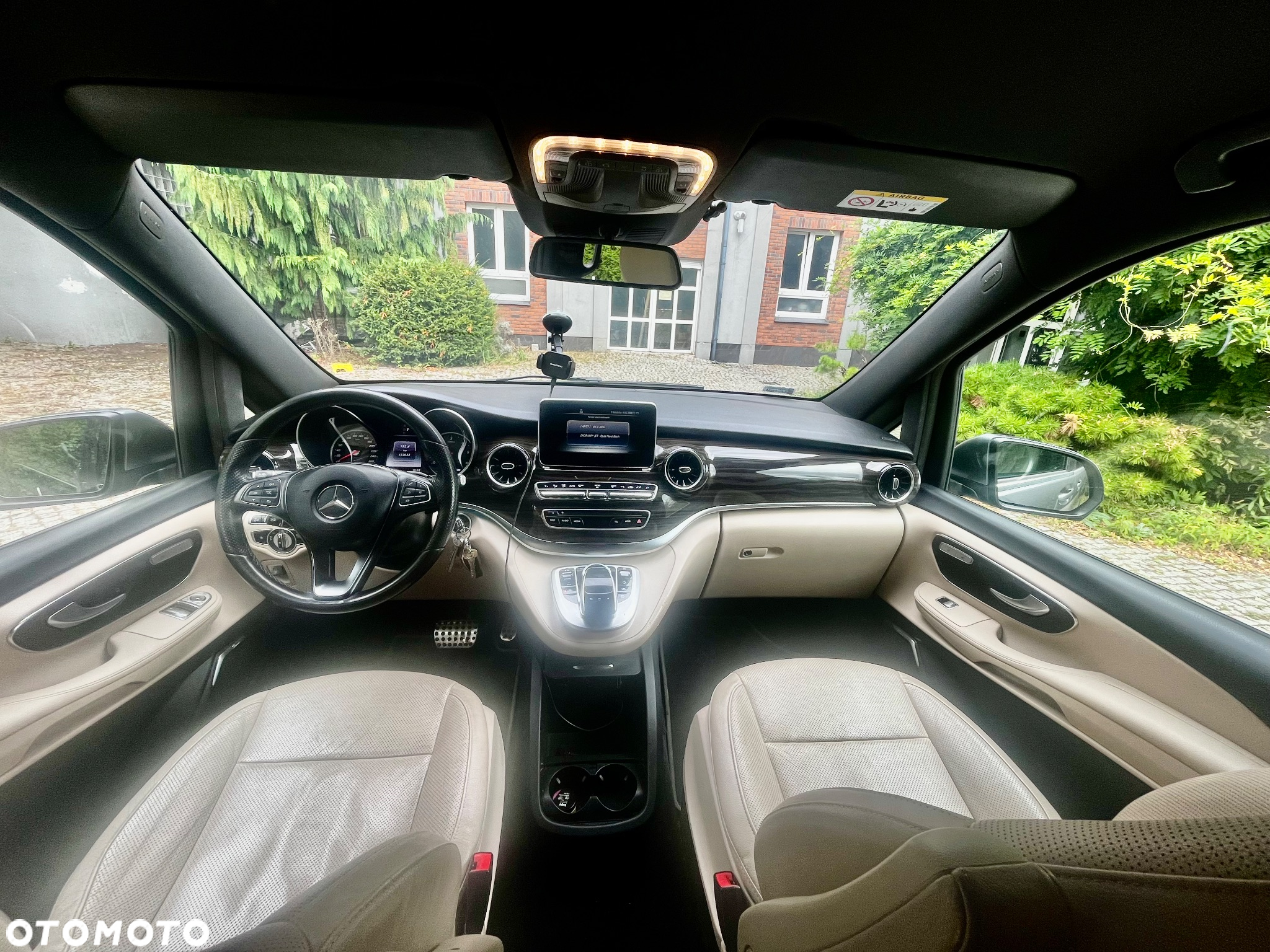 Mercedes-Benz Klasa V 300 d 4-Matic Avantgarde 9G-Tronic (d³ugi) - 13