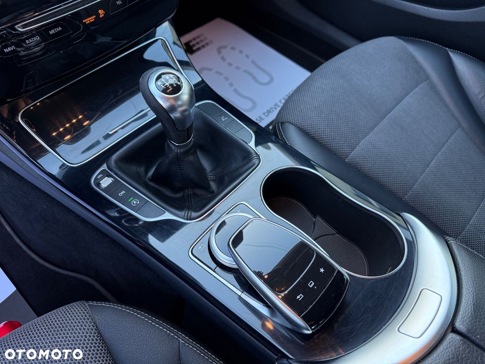 Mercedes-Benz Klasa C 180 (BlueTEC) d AMG Line - 26