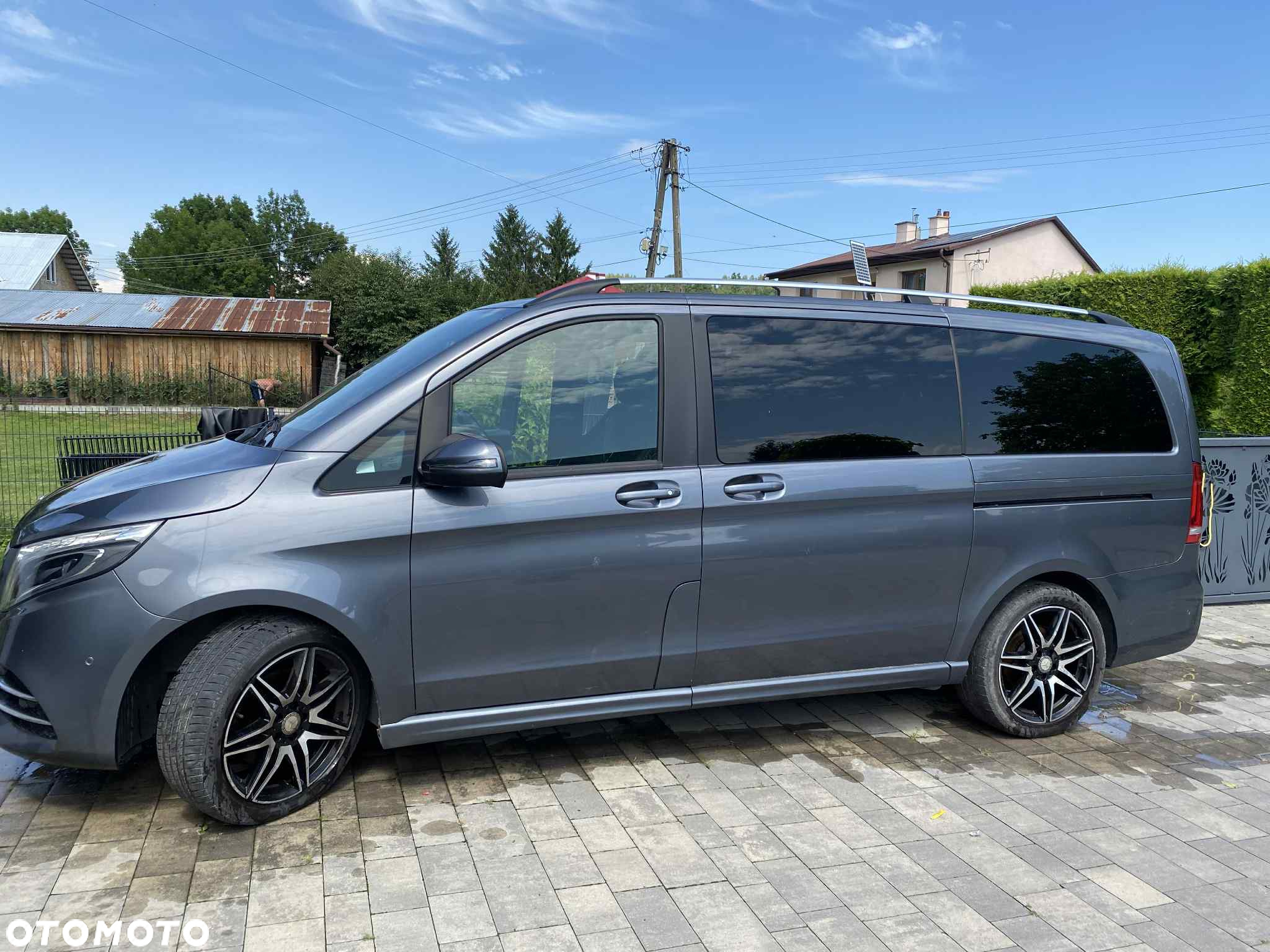 Mercedes-Benz Klasa V - 3