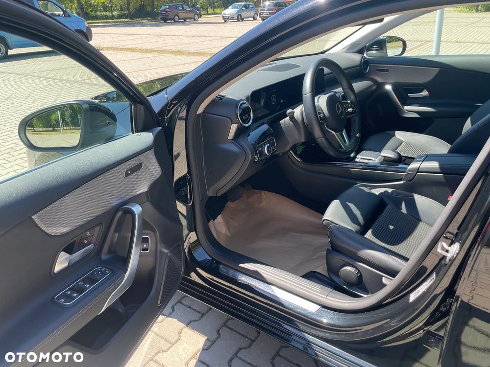 Mercedes-Benz Klasa A 250 E 8G-DCT Progressive - 12
