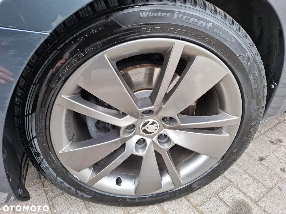 Skoda Superb 2.0 TSI L&K DSG - 16