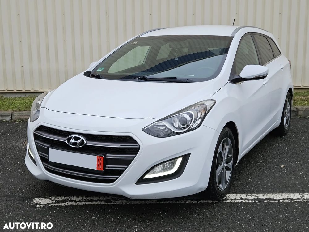 Hyundai i30 1.6 CRDI Premium - 1