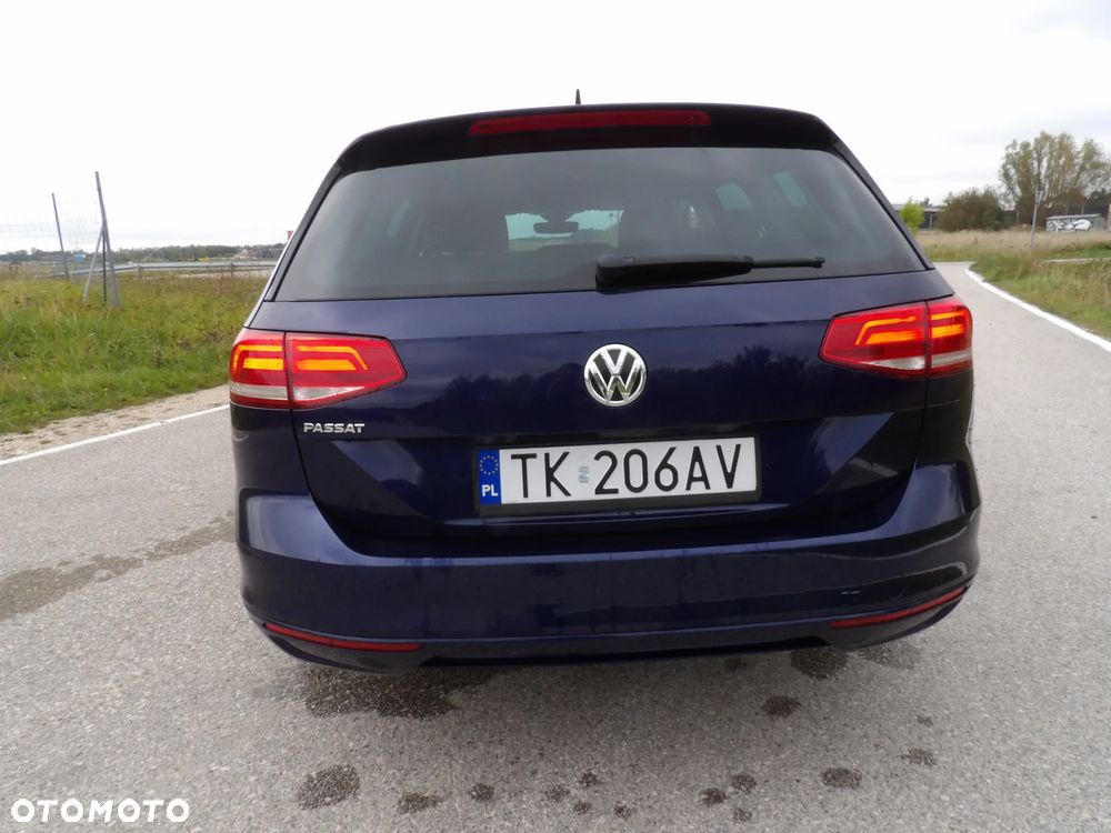 Volkswagen Passat 2.0 TDI EVO Business - 23