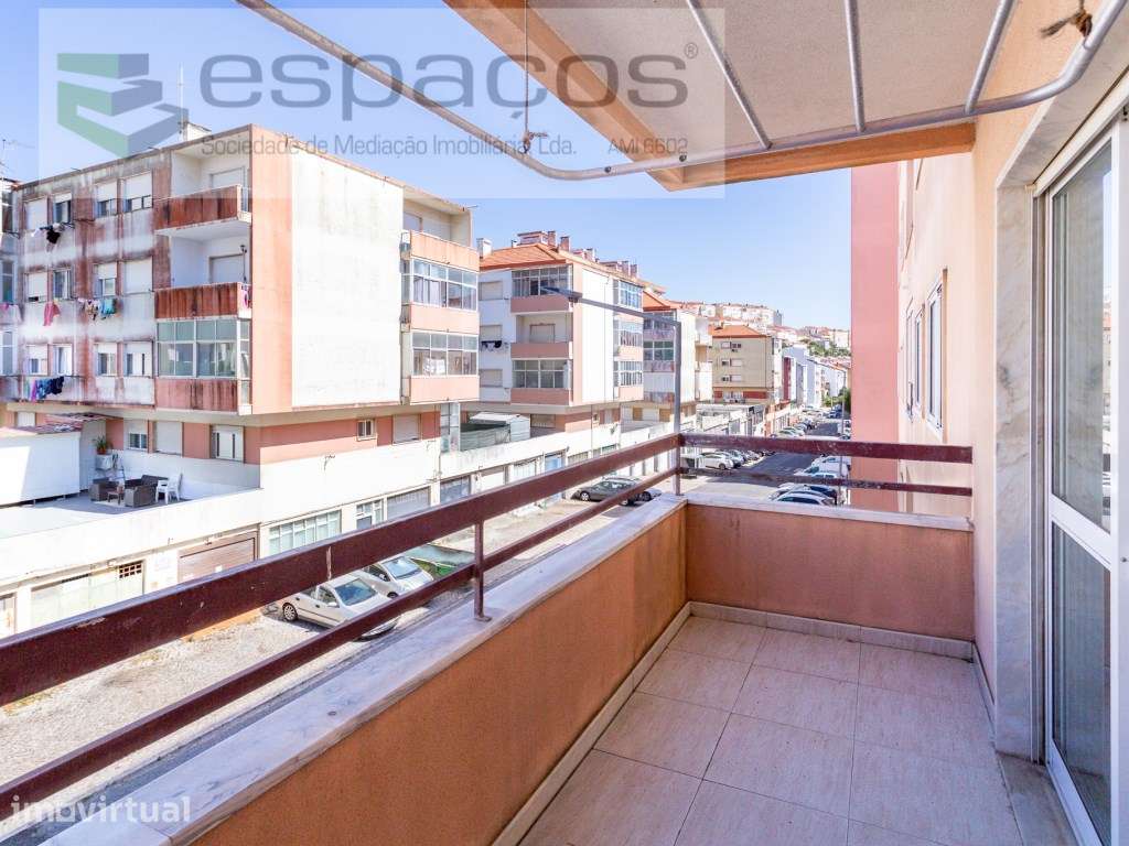 Apartamento T2 com Varanda e arrecadação, Centro Queluz - Grande imagem: 5/21