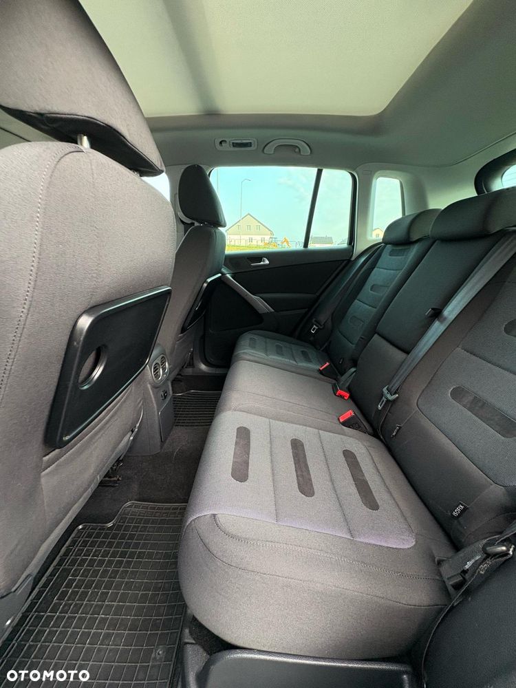 Volkswagen Tiguan - 9