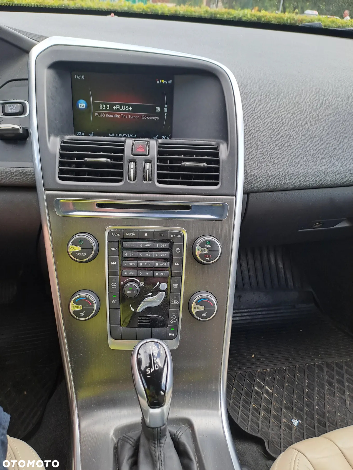 Volvo XC 60 2.4D AWD Summum - 11