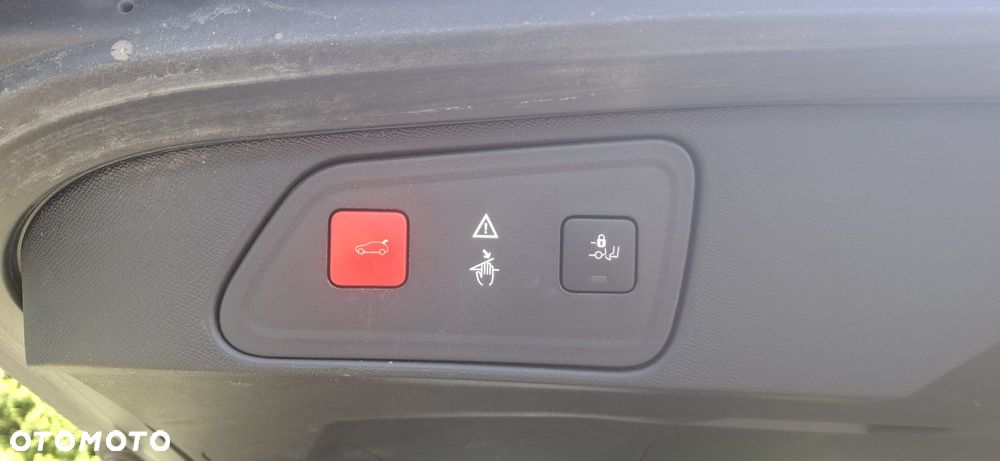 Peugeot 3008 BlueHDi 180 Stop & Start EAT6 GT - 25