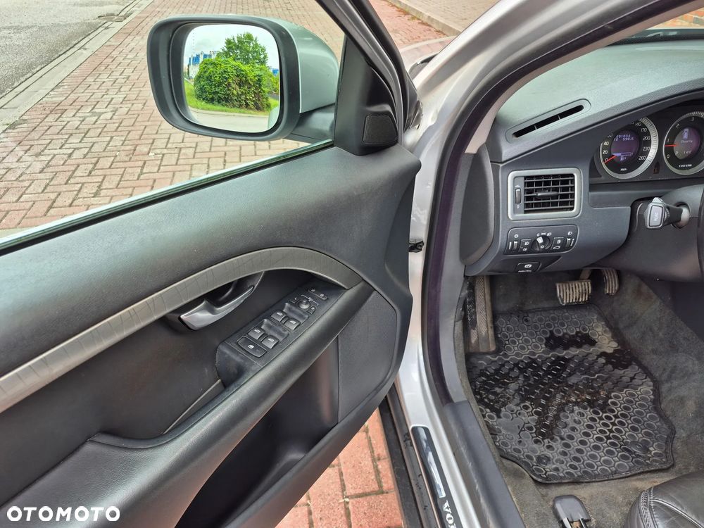 Volvo XC 70 - 6