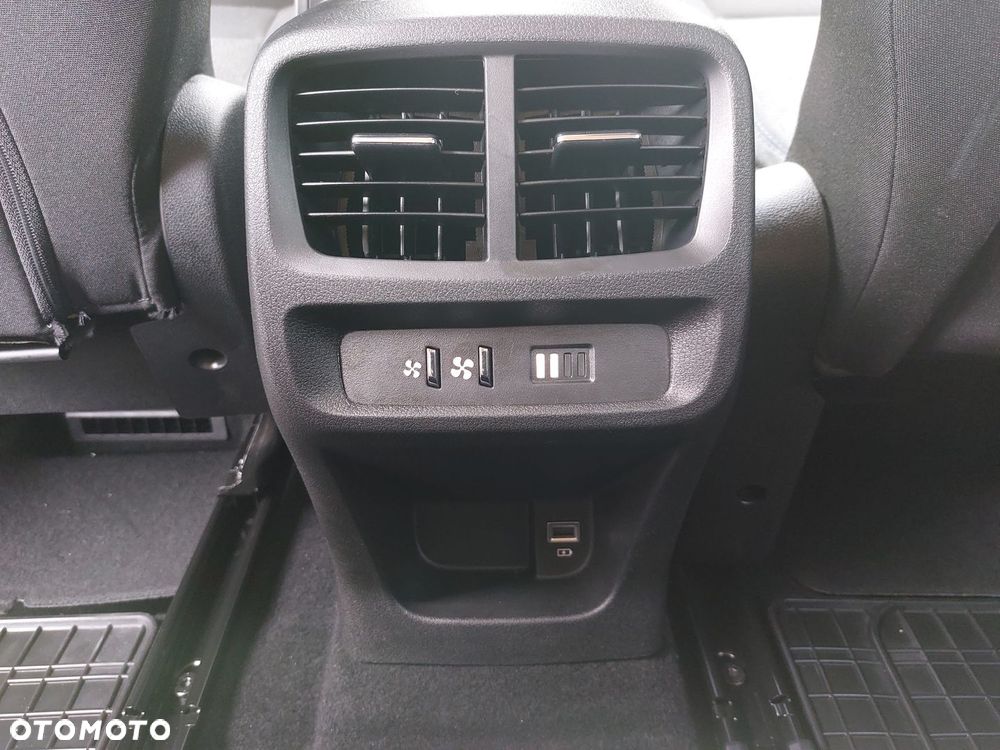 Peugeot Rifter - 22