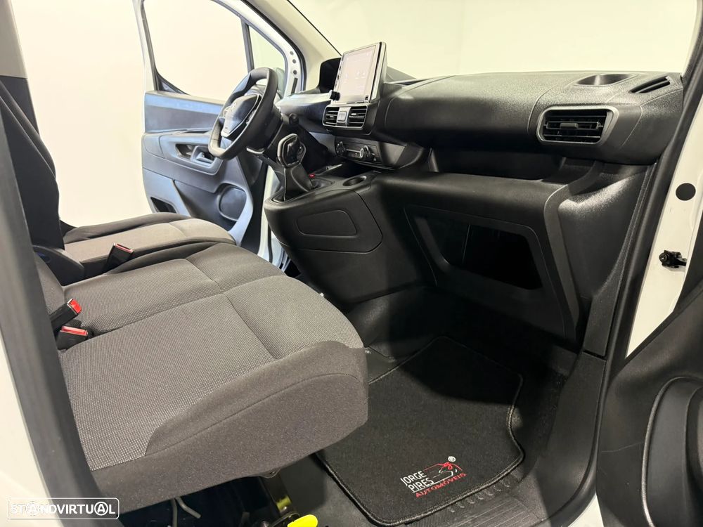 Peugeot PEUGEOT PARTNER 1.5 BLUEHDI 102 CV - 3 LUGARES - IVA DEDUTIVÉL - 32