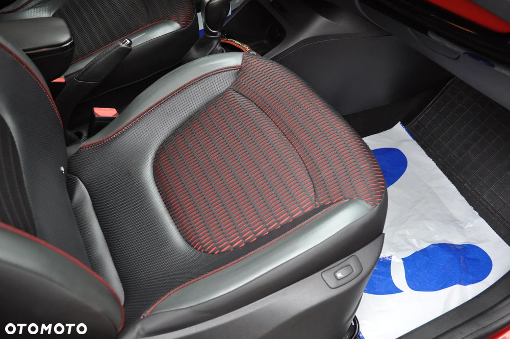 Renault Captur - 16