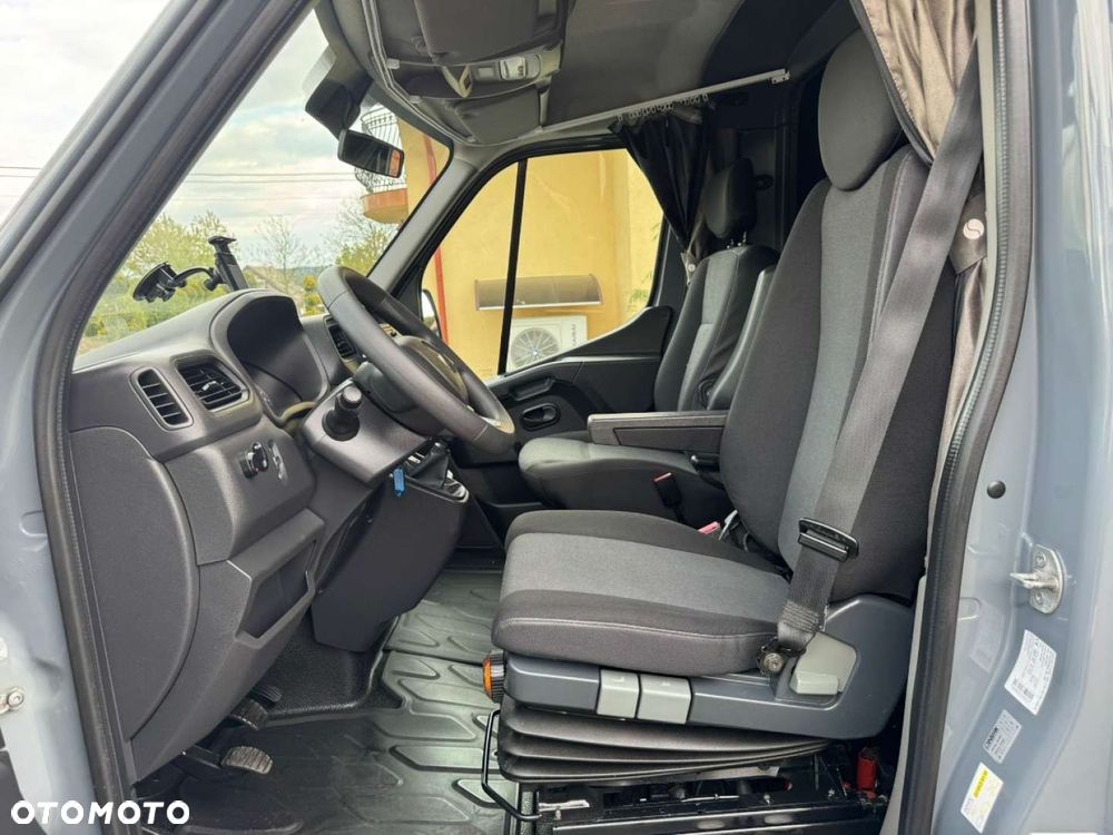 Renault Master 10 europalet Salon Polska - 22
