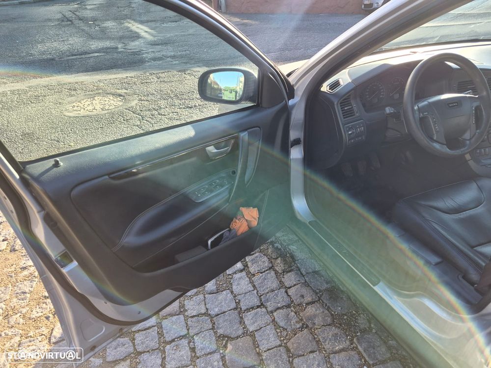 Volvo V70 2.0 T - 10