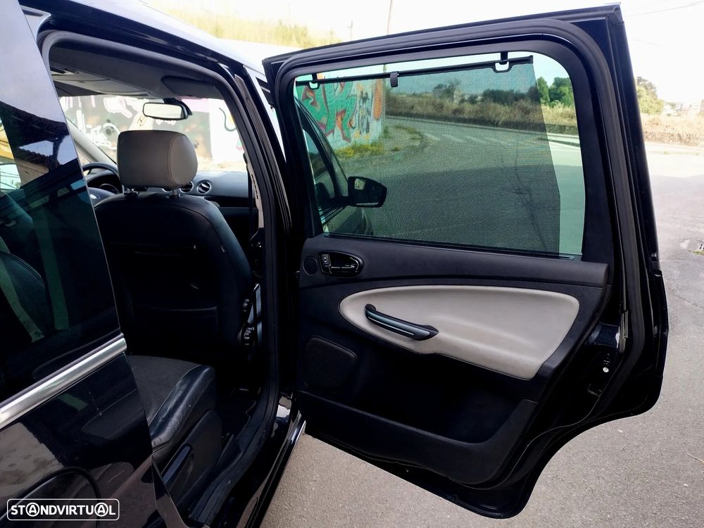 Ford Galaxy 2.0 TDCi Ghia - 25