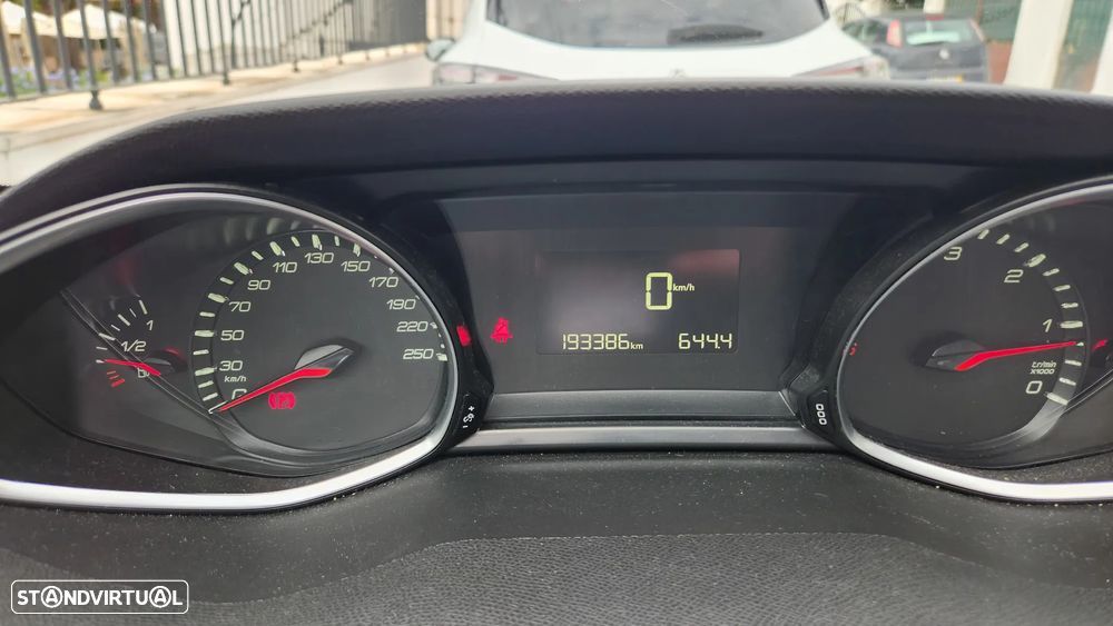 Peugeot 308 SW 1.6 BlueHDi Active - 27