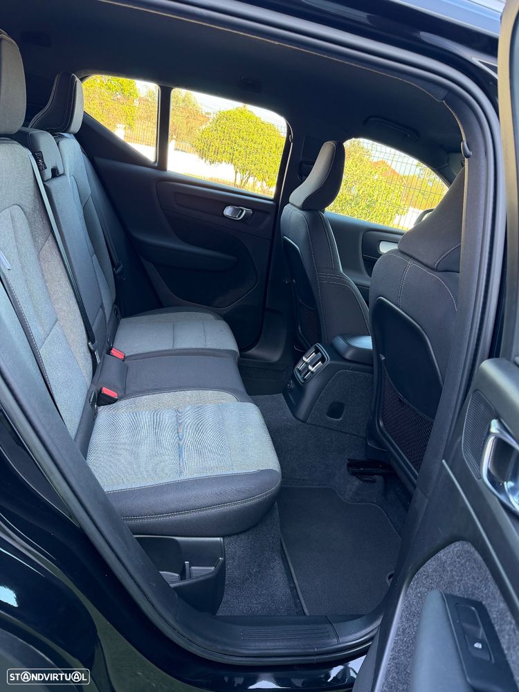 Volvo XC 40 T4 Recharge DKG Plus Dark - 10