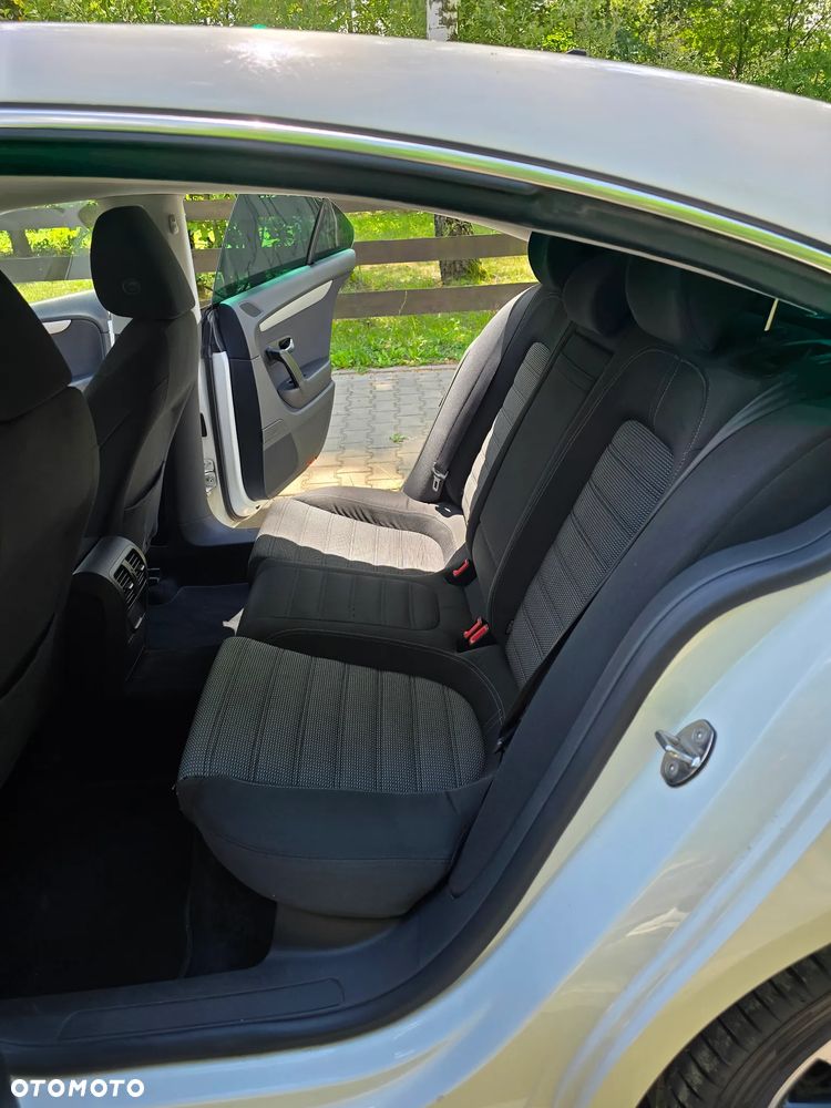 Volkswagen Passat CC 2.0 TDI BlueMotion Technology - 24