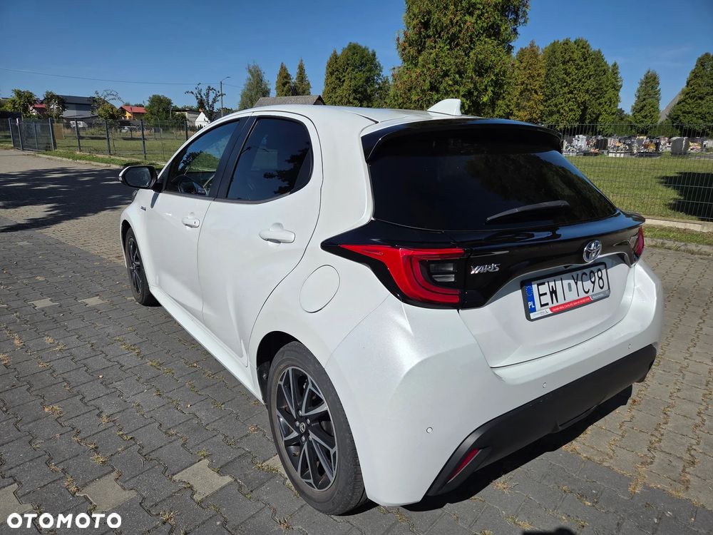 Toyota Yaris - 4