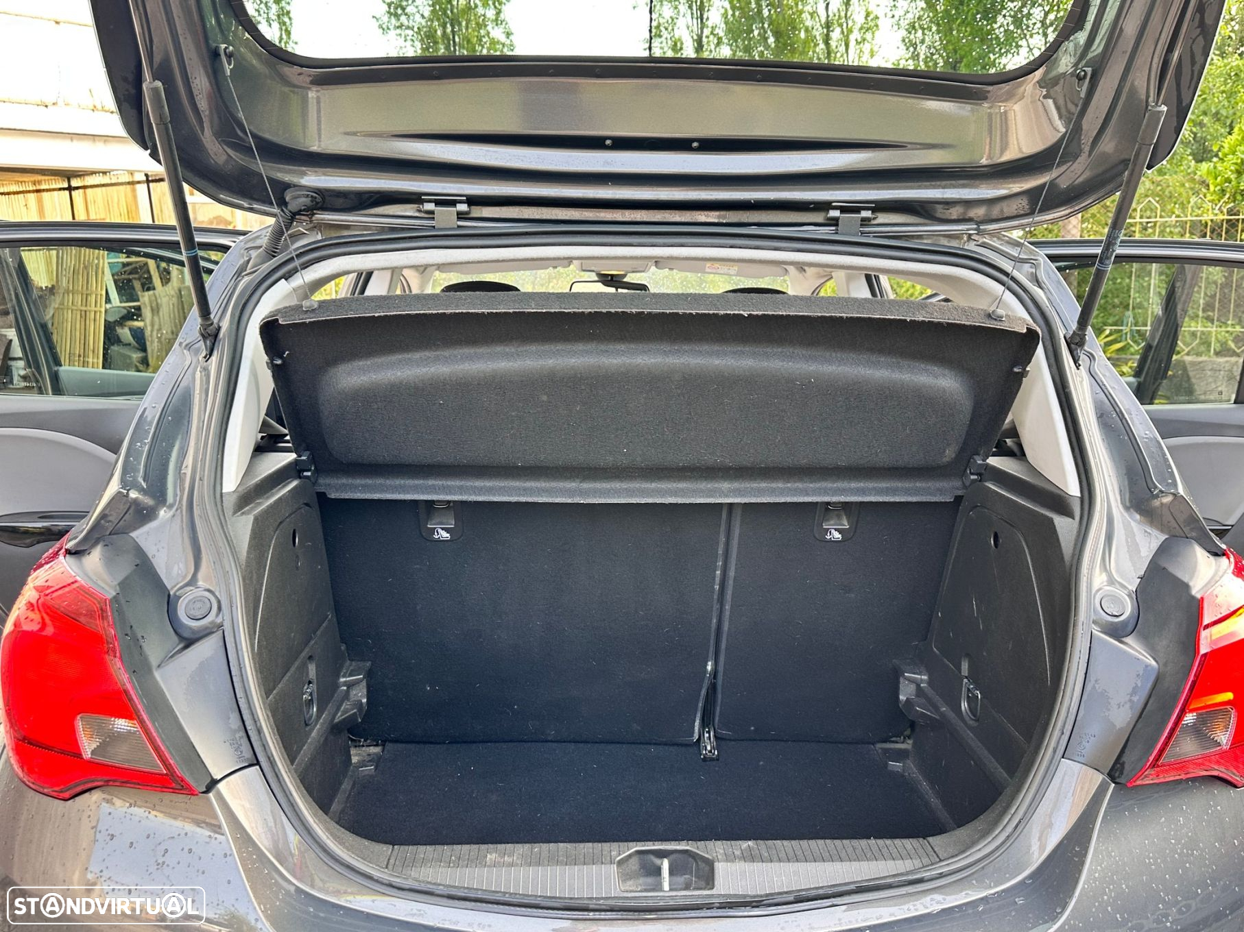 Opel Corsa 1.4 Cosmo - 6