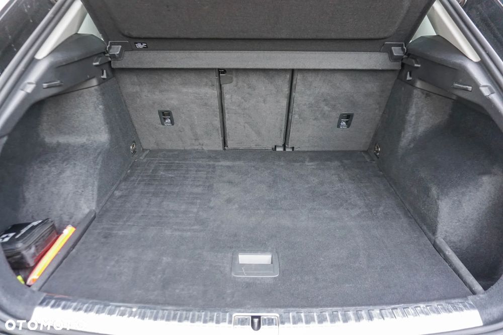 Audi Q3 35 TFSI S tronic - 28