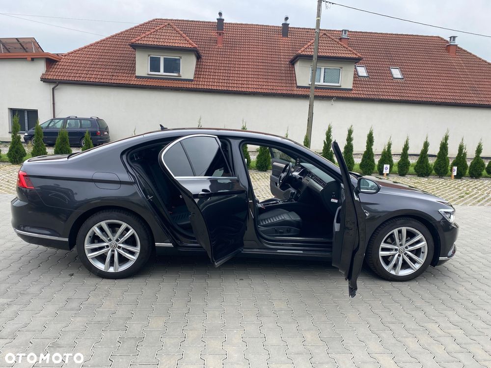 Volkswagen Passat 2.0 TSI BMT Highline DSG - 23