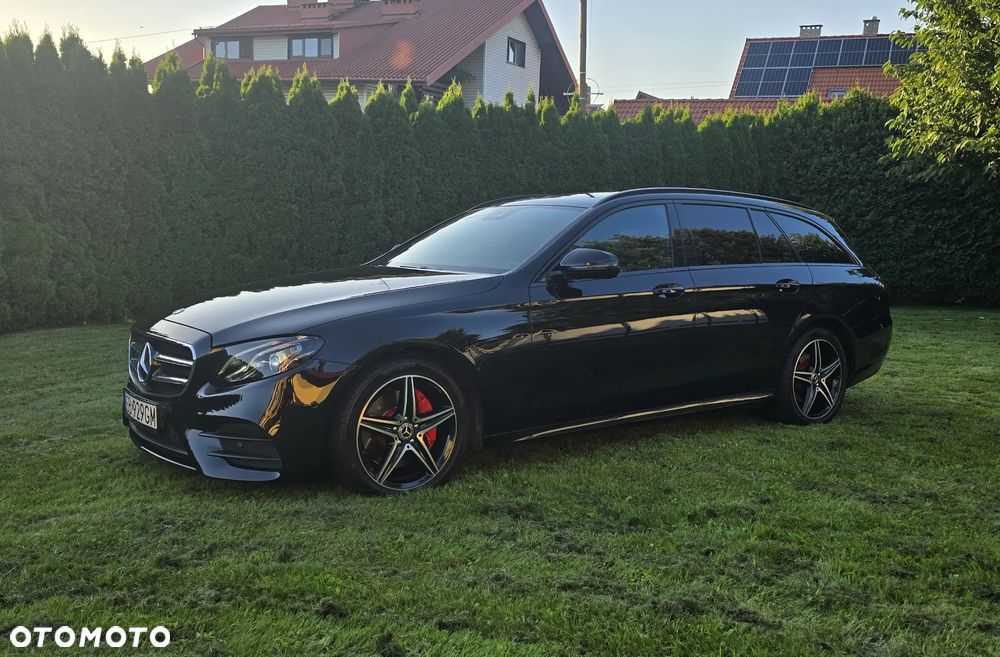 Mercedes-Benz Klasa E 220 d 9G-TRONIC AMG Line - 2