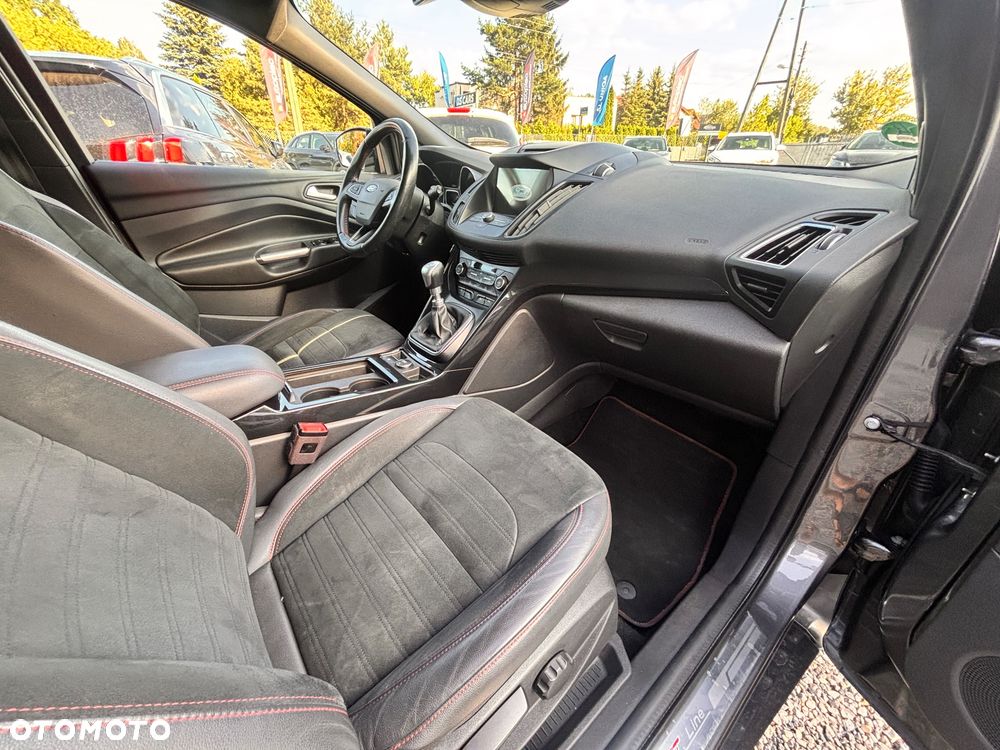 Ford Kuga 2.0 TDCi FWD ST-Line - 11