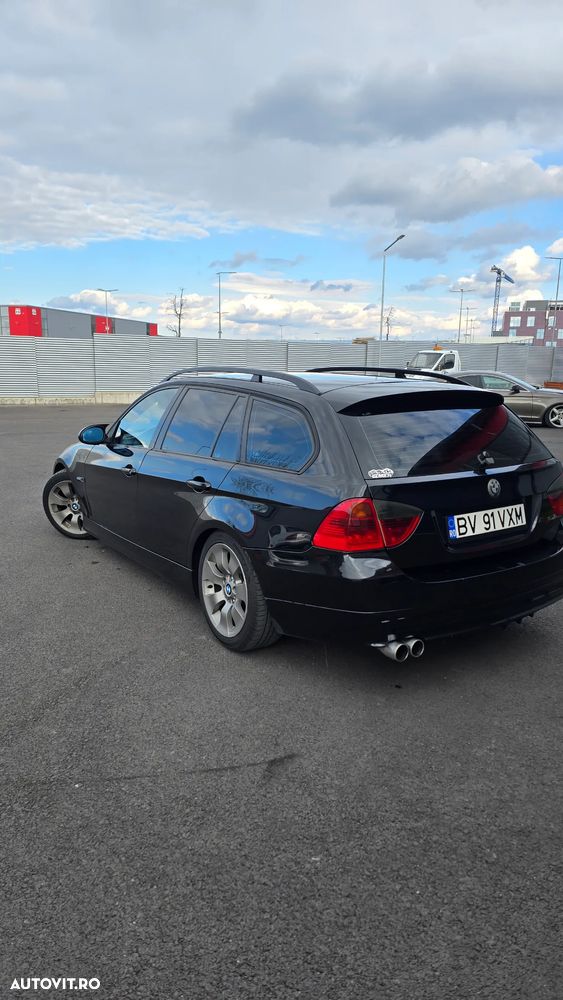 BMW Seria 3 320d - 4