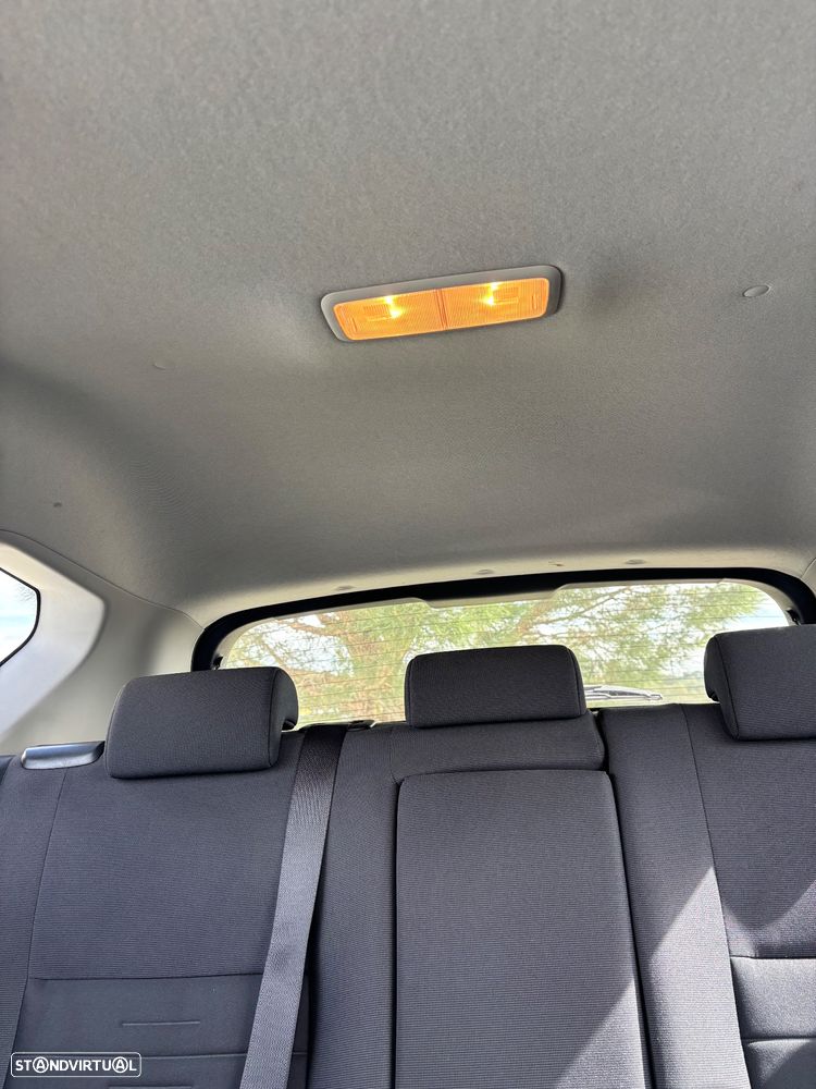 Toyota Auris 1.4 D-4D Comfort - 28