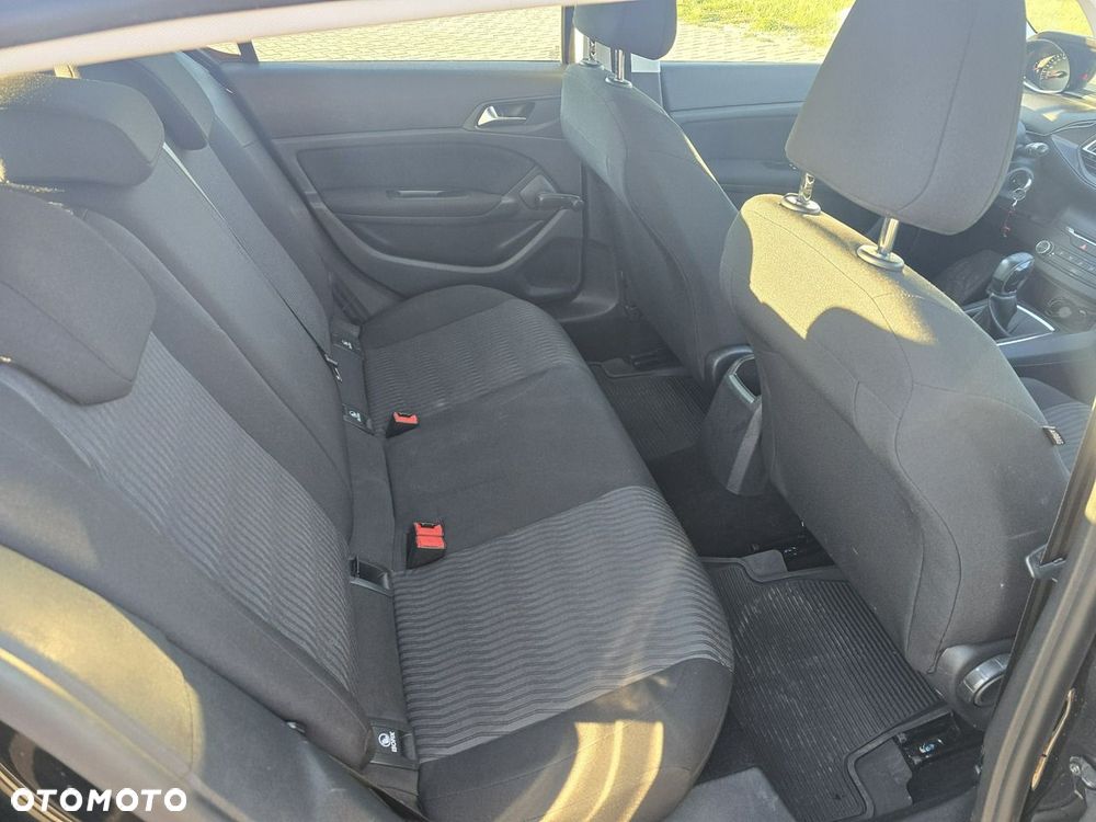 Peugeot 308 - 16