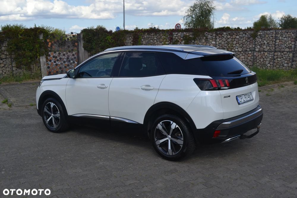 Peugeot 3008 1.2 PureTech GPF Allure S&S EAT8 - 14