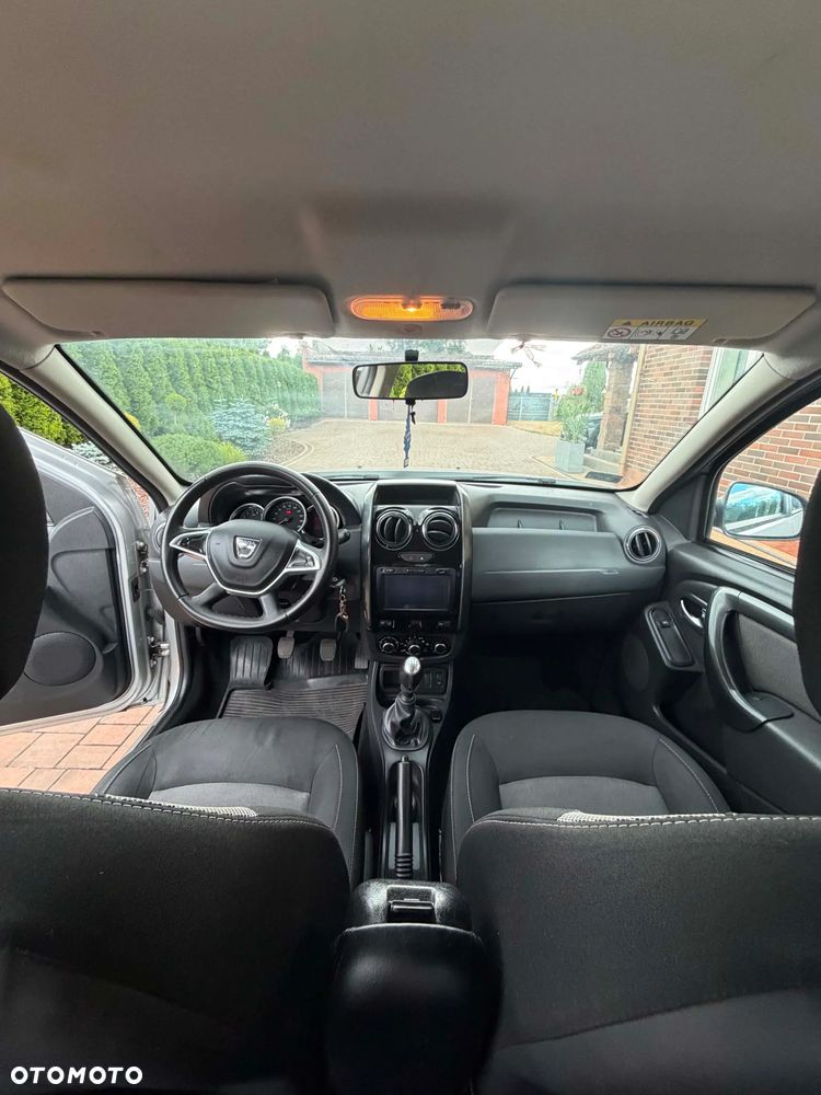 Dacia Duster 1.2 TCe Laureate S&S EU6 - 10
