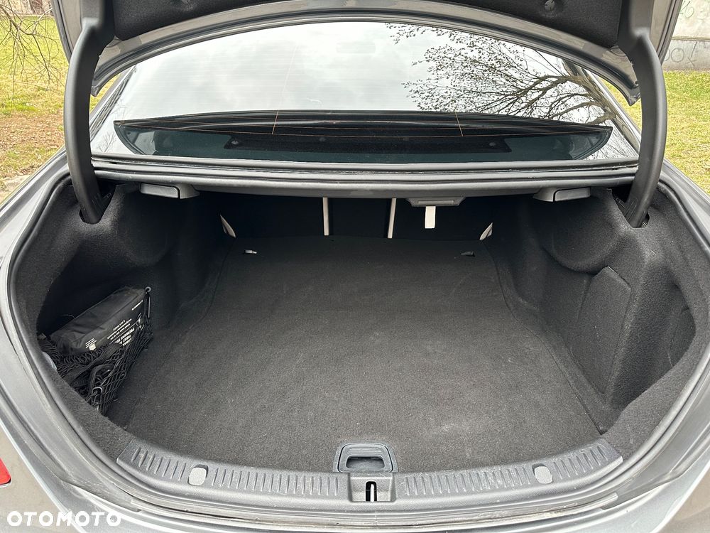 Mercedes-Benz Klasa E 220 d 4-Matic Business Edition 9G-TRONIC - 20
