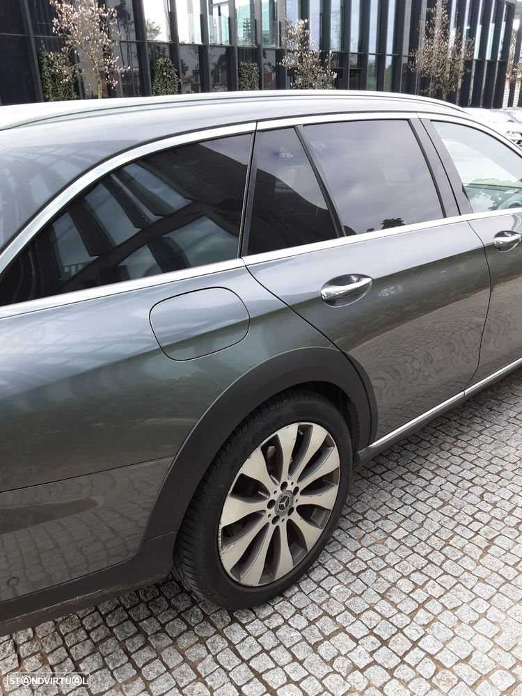 Mercedes-Benz E 220 - 4