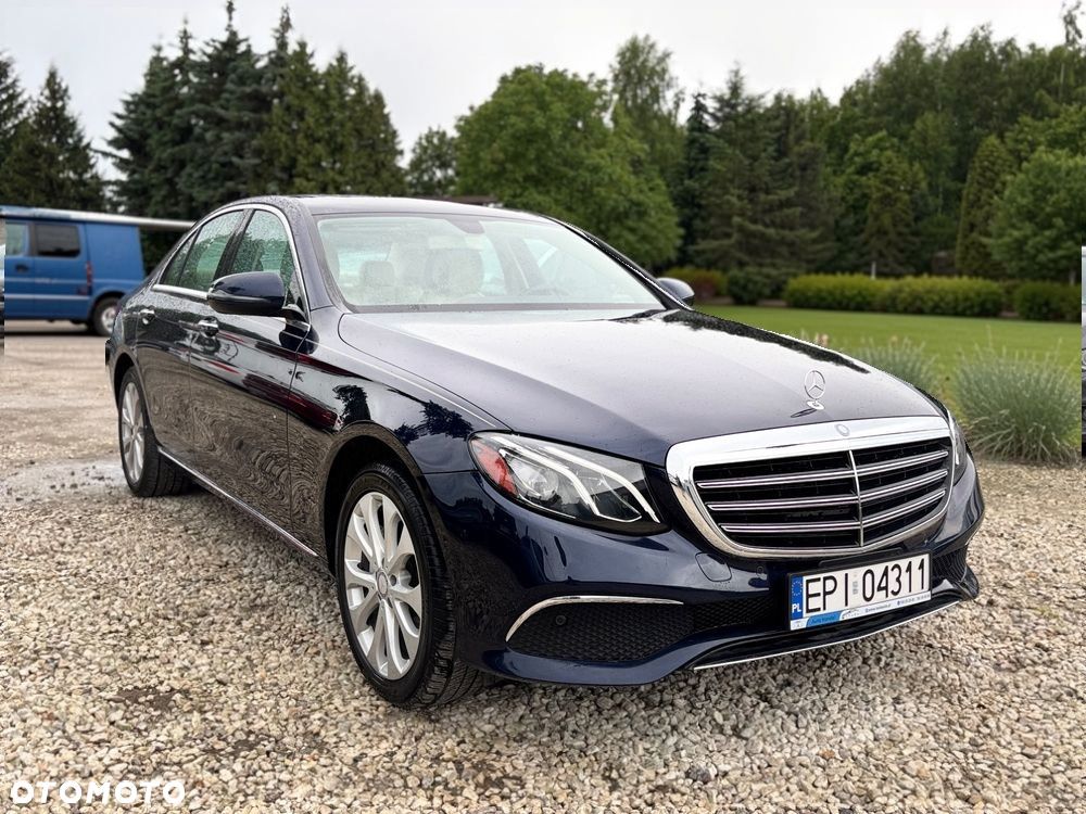 Mercedes-Benz E-Class 2017 photo 2