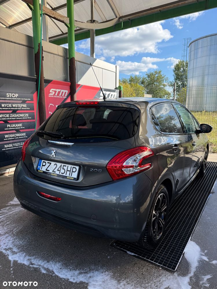 Peugeot 208 1.2 PureTech Style - 6