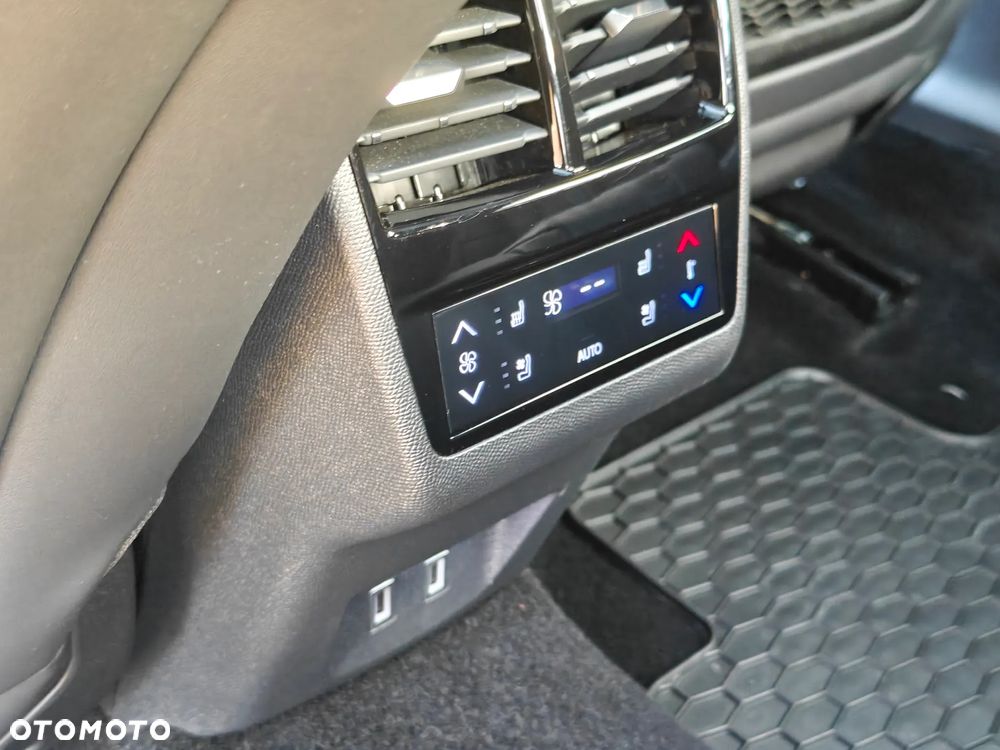 DS Automobiles DS 9 1.6 PureTech Rivoli + - 14