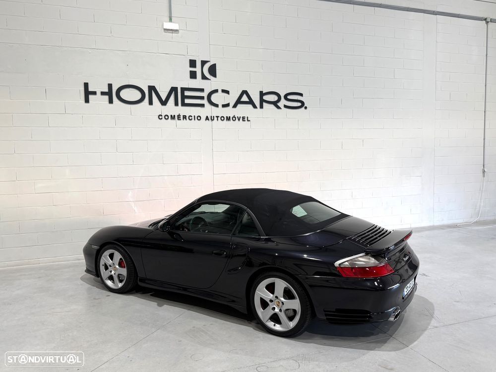 Porsche 911 (996) Turbo - 32