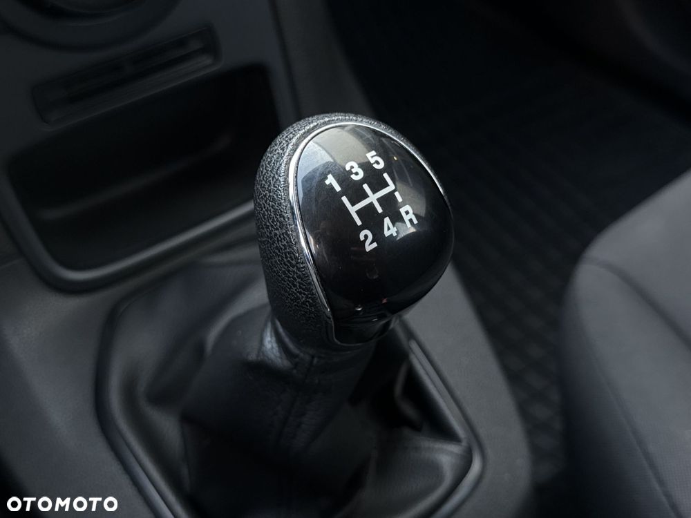 Ford Fiesta 1.0 Trend EU6 - 19