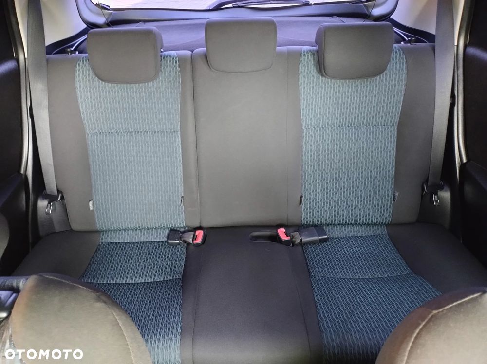 Toyota Yaris 1.33 VVT-i Life - 27
