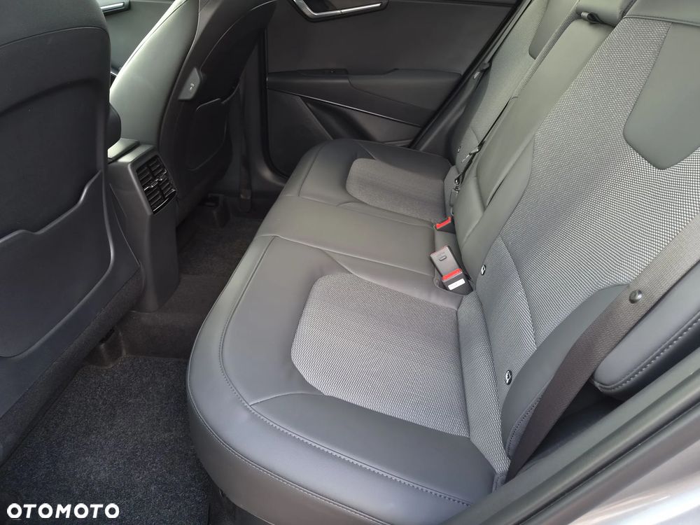 Kia Niro 1.6 GDI Hybrid Business Line - 22